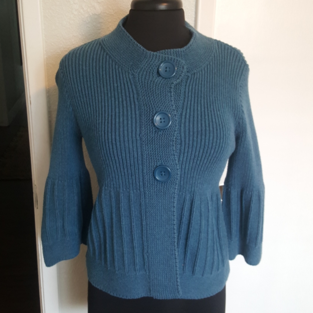 Women's sweater